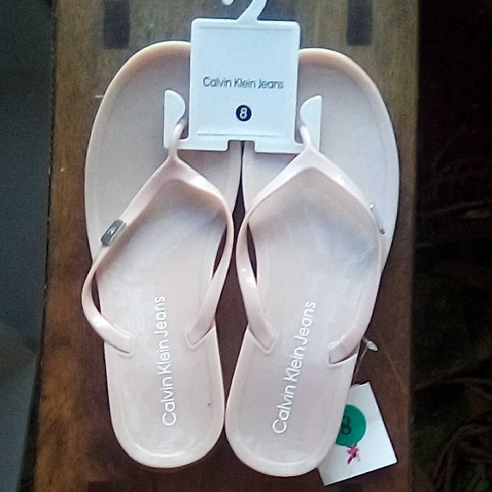 Calvin Klein Jeans Women's Light Pink Thong Semi Platform Sandals SZ 8 NWT
